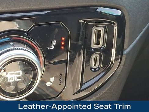 Used 2025 GMC Sierra 1500 Elevation w/ Elevation Premium Package AWD/4WD image 16