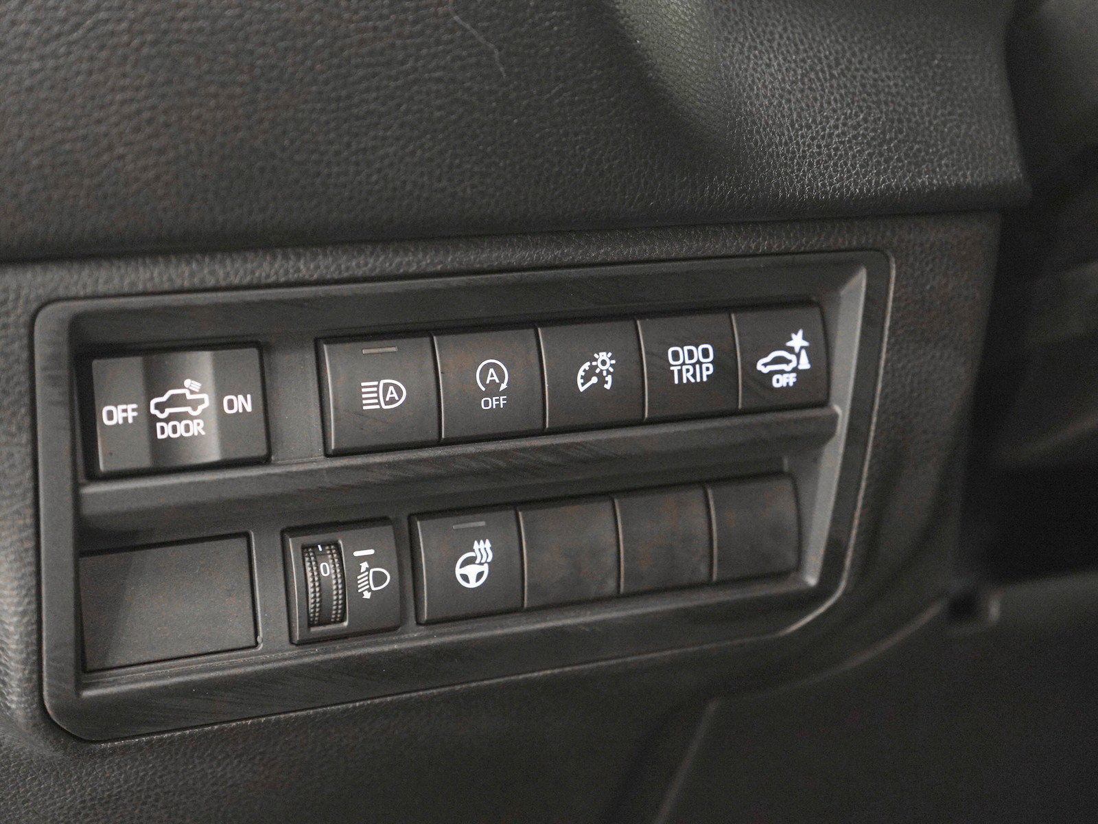 Used 2022 Toyota Tundra SR5 AWD/4WD image 25