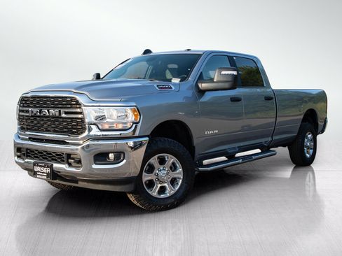 Used 2024 RAM 2500 Big Horn AWD/4WD image 1