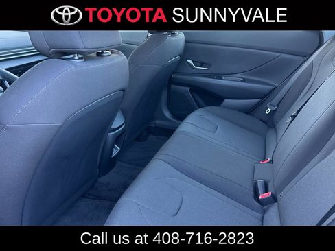 Used 2026 Hyundai Elantra SE image 5