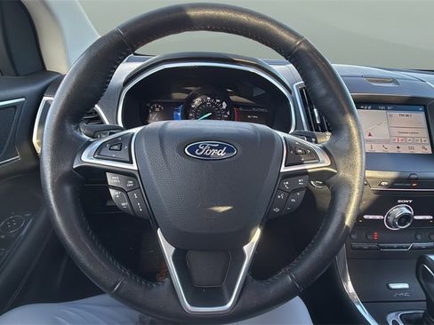 Used 2017 Ford Edge Titanium w/ Equipment Group 302A image 16