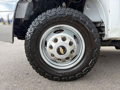 Used 2013 Chevrolet Silverado 3500 4x4 Crew Cab image 19