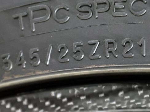 Used 2026 Chevrolet Corvette ZR1 w/ ZR1 Carbon Fiber Aero Package image 59