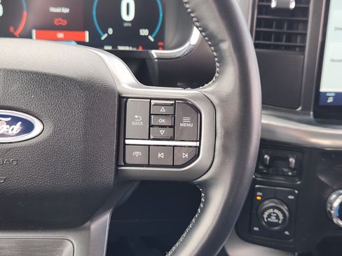 Used 2021 Ford F150 Lariat w/ FX4 Off-Road Package AWD/4WD image 28