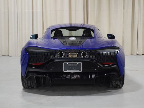 New 2026 McLaren Artura RWD image 12