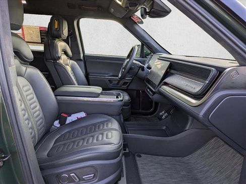 Used 2024 Rivian R1S Adventure image 22