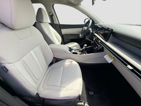 New 2026 Hyundai Tucson SEL image 21