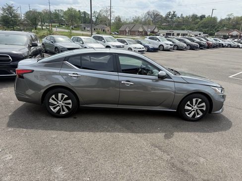Used 2019 Nissan Altima 2.5 S image 5