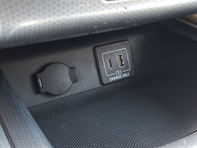 Used 2019 Nissan Pathfinder SL AWD/4WD image 27