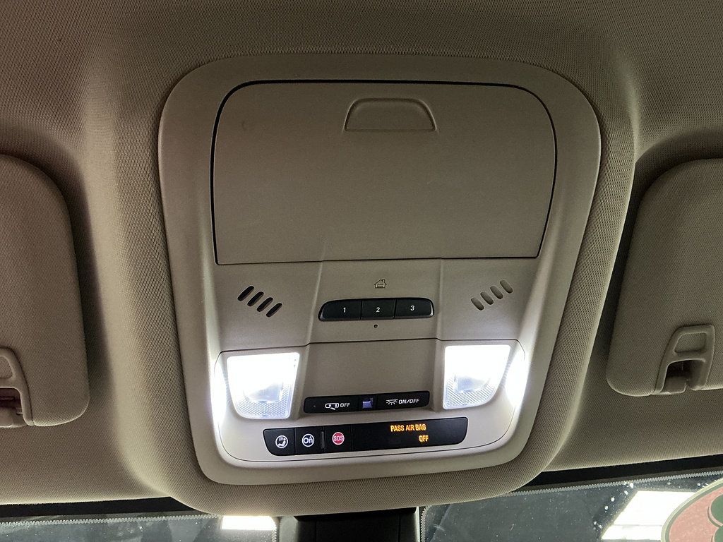 Used 2018 GMC Acadia Denali AWD/4WD image 18