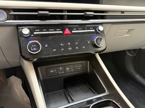 Used 2025 Hyundai Tucson SEL image 16