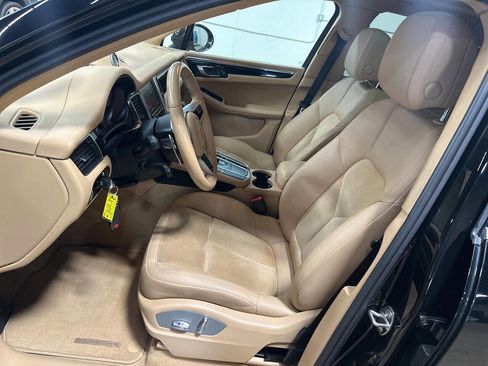 Used 2015 Porsche Macan S image 20
