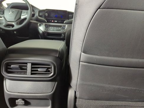 New 2025 Honda Ridgeline RTL image 28