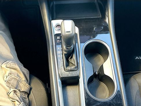 Used 2023 Nissan Altima 2.5 SV image 20