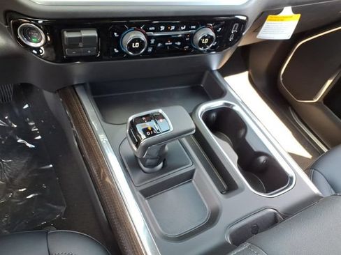 New 2026 Chevrolet Silverado 1500 RST w/ Dark Appearance Package AWD/4WD image 20