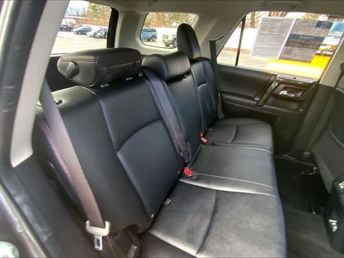 Used 2021 Toyota 4Runner TRD Off-Road Premium AWD/4WD image 35