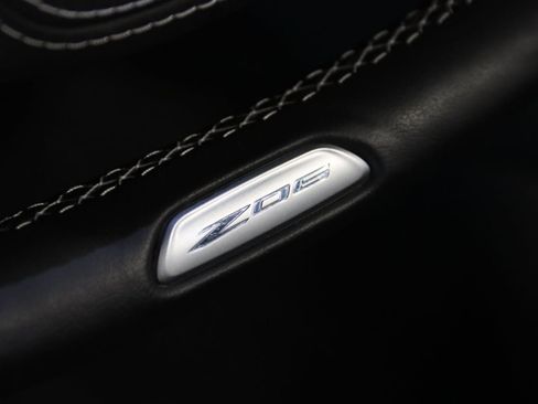 Used 2025 Chevrolet Corvette Z06 RWD image 17