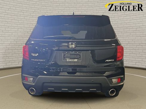 Used 2024 Honda Passport EX-L image 6