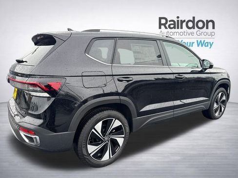 New 2026 Volkswagen Taos SE AWD/4WD image 8