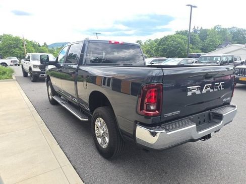Certified 2026 RAM 2500 Big Horn AWD/4WD image 4