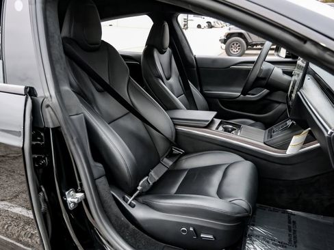 Used 2022 Tesla Model S Base image 38