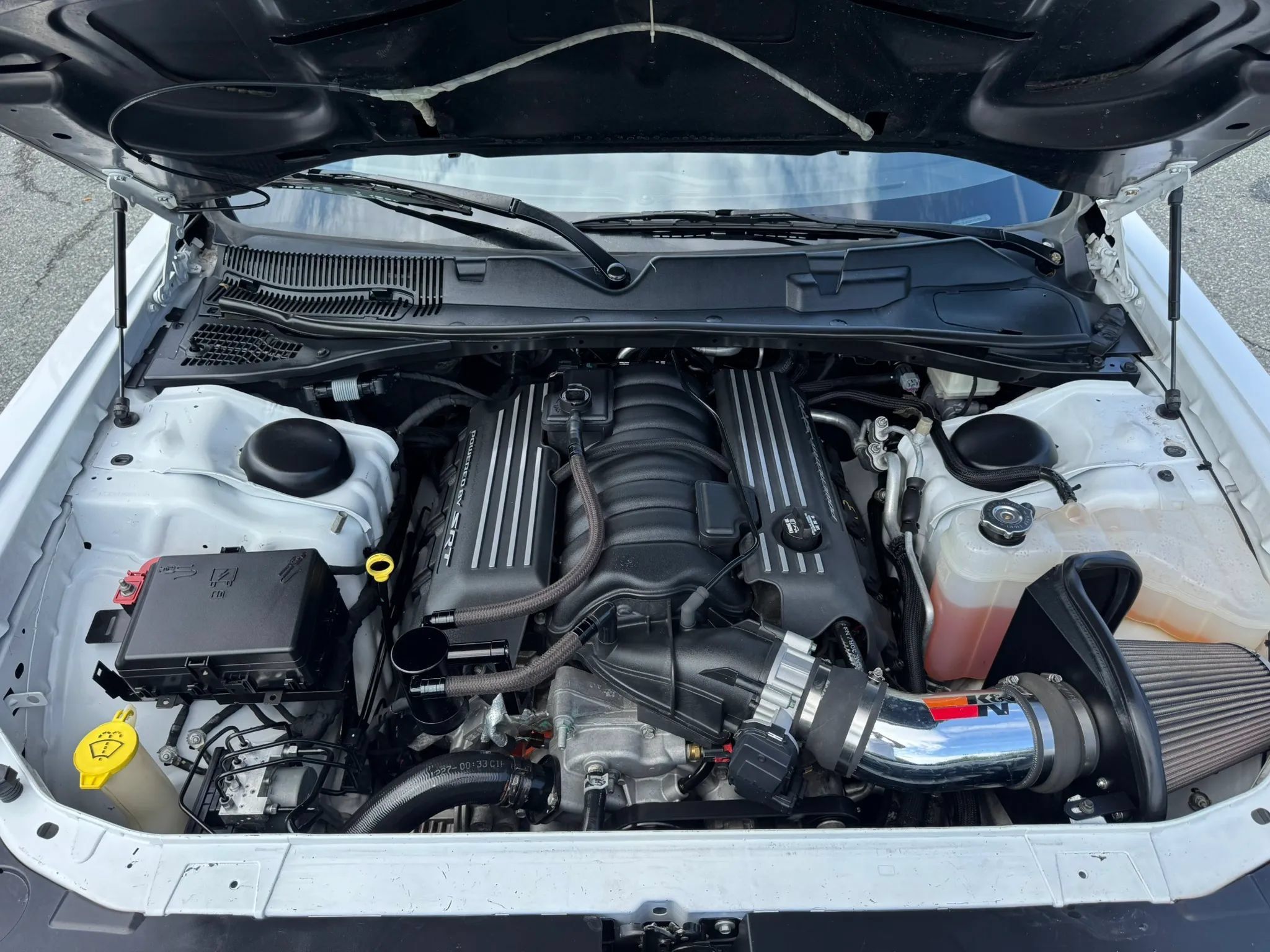 Used 2016 Dodge Challenger R/T Scat Pack w/ Leather Interior Group RWD image 23