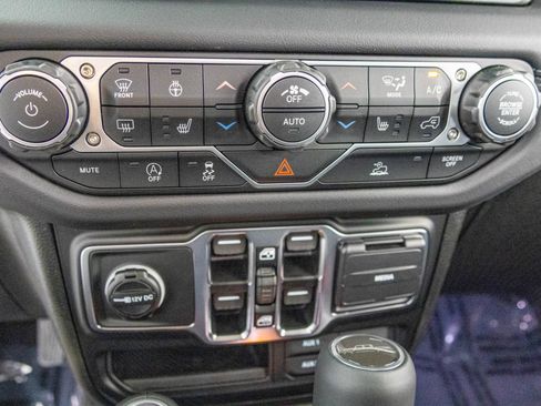 New 2026 Jeep Gladiator Sport AWD/4WD image 24