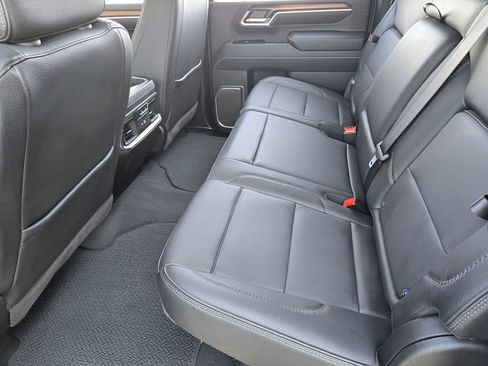 Used 2025 GMC Sierra 2500 Denali w/ Denali Reserve Package AWD/4WD image 28