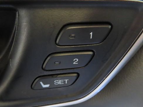 Used 2021 Honda CR-V EX-L image 19