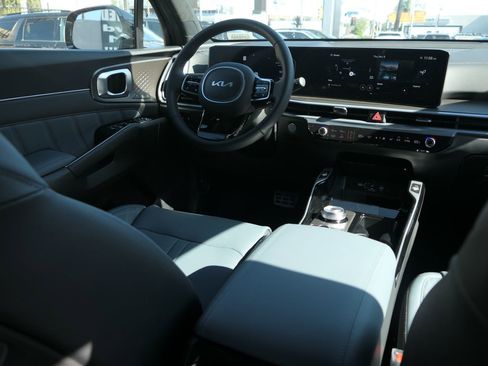 New 2025 Kia Sorento SX Prestige image 24