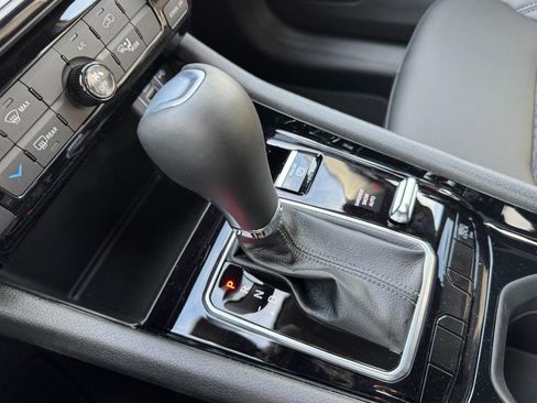 New 2026 Jeep Compass Latitude AWD/4WD image 15