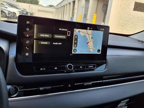New 2025 Mitsubishi Outlander AWD image 16