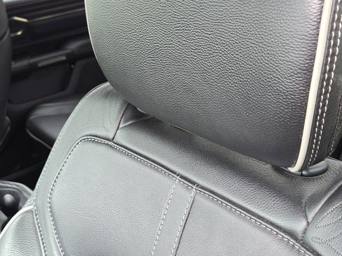 Used 2019 RAM 1500 Limited image 17