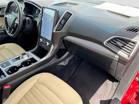 Used 2021 Ford Edge SEL w/ Convenience Package image 27