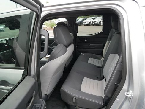 Used 2025 Toyota Tacoma TRD Sport w/ TRD Sport Upgrade Package AWD/4WD image 12