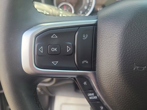Used 2025 RAM 1500 Big Horn AWD/4WD image 31