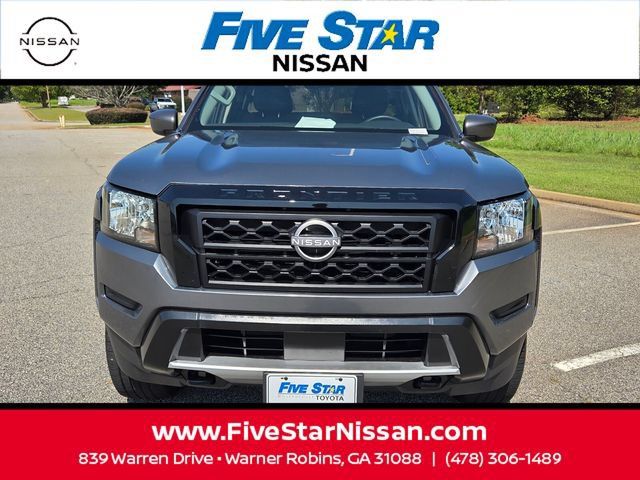Used 2024 Nissan Frontier SV AWD/4WD image 2