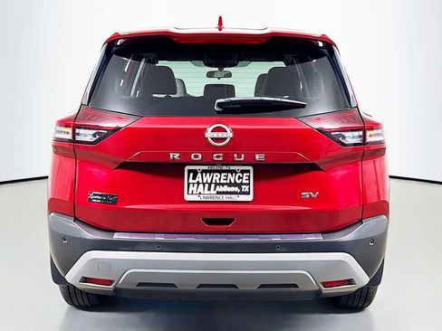 Used 2023 Nissan Rogue SV FWD image 5