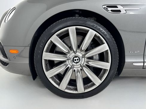 Used 2018 Bentley Continental GT image 7
