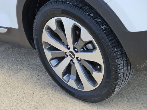 Used 2020 Kia Telluride EX w/ EX Premium Package image 7