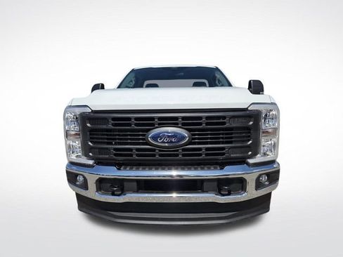 Certified 2023 Ford F350 XL w/ XL Chrome Package AWD/4WD image 3