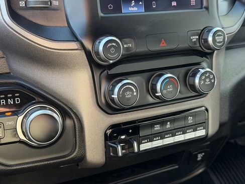 Used 2022 RAM 2500 Tradesman AWD/4WD image 12