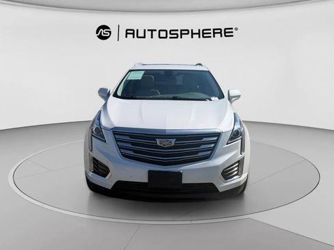 Used 2018 Cadillac XT5 Luxury AWD/4WD image 2