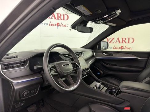 Used 2022 Jeep Grand Cherokee L Overland AWD/4WD image 12