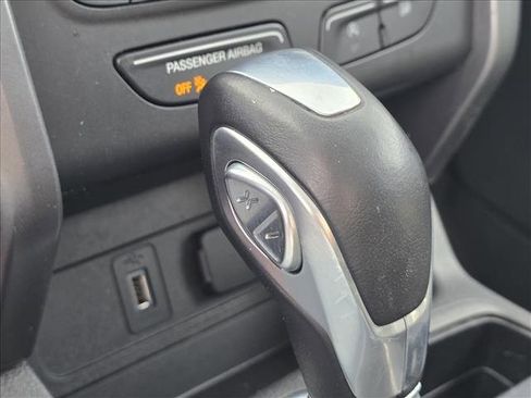 Used 2019 Ford Escape SEL image 21