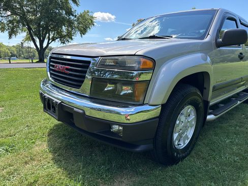 Used 2005 GMC Canyon SLE AWD/4WD image 14