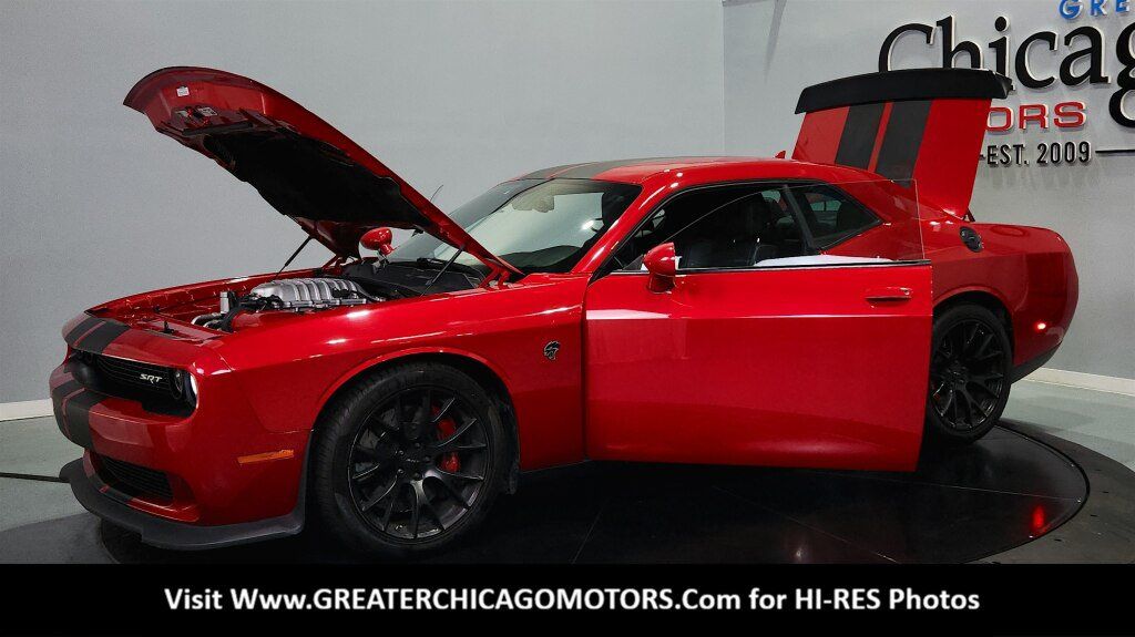Used 2016 Dodge Challenger SRT Hellcat RWD image 17
