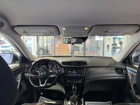 Used 2019 Nissan Rogue SV AWD/4WD image 22