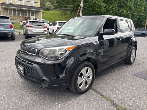 Used 2016 Kia Soul FWD image 3