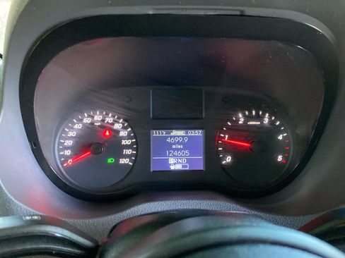 Used 2021 Mercedes-Benz Sprinter 2500 image 48